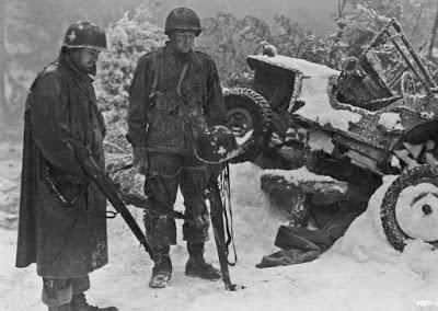 FUEGO EN LA NIEVE (Battleground) (USA, 1949) Bélico