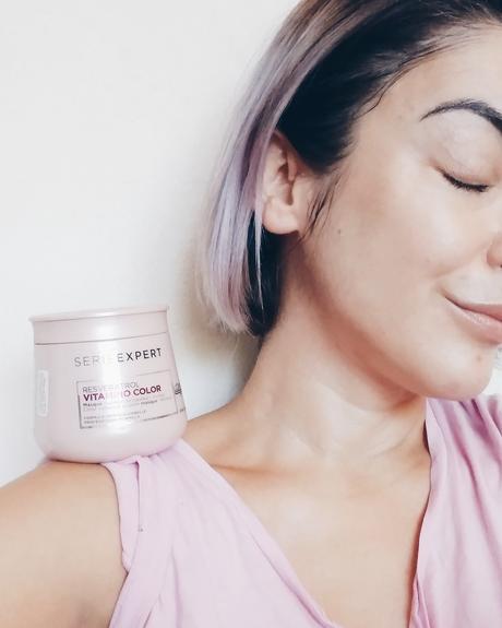 Del castaño oscuro al gris: una historia de decoloración.