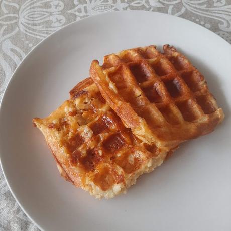 GOFRES DE BRIE Y SOBRASASA