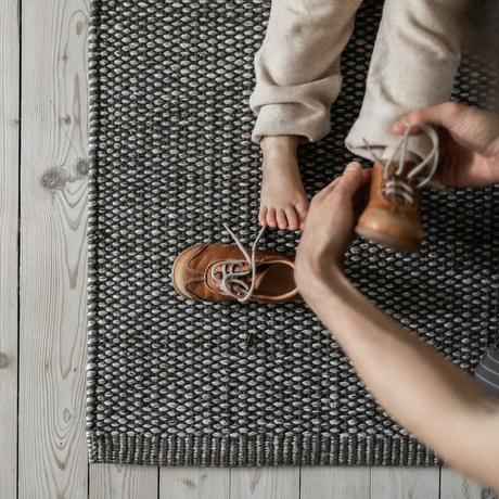 delikatissen scandinavian rug scandinavian interiors scandinavian desing scandinavian carpet nordic rug nordic carpet diseño nórdico alfombras tejidas alfombras nórdicas alfombras escandinavas alfombras de urdimbre alfombras de pvc alfombras de poliester alfombras de plástico alfombras de interior alfombras de diseño alfombras de algodón alfombras baratas  