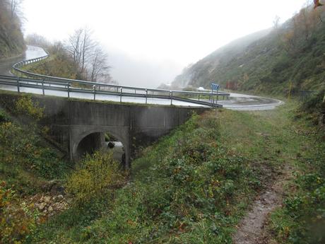 Puente Cimero-Los Fueyos-La Escosura-Les Llongues-L´Acebal