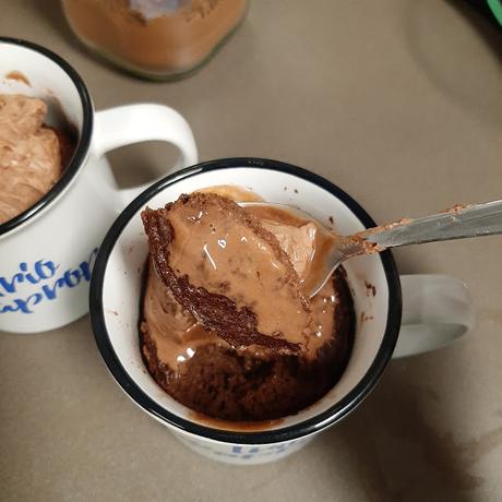 MUGCAKE DE CHOCOLATE Y CAFE