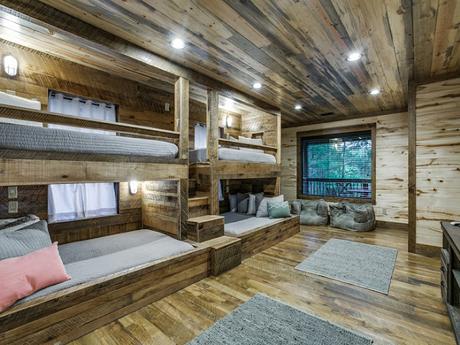 Cabana de Montana, en Estilo Rustico en Broken Bow