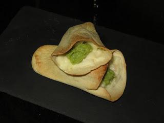 WRAP DE POLLO, AGUACATE Y MOZZARELLA WRAP DE POLLO, AGUACATE Y MOZZARELLA