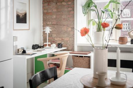 delikatissen white black kitchen scandinavian tiny apartment scandinavian kitchen open-plan open kitchen open concept nordic style estilo nórdico cocina nórdica cocina negra cocina estilo nordico cocina escandinava cocina diáfana cocina comedor cocina blanca cocina abierta  