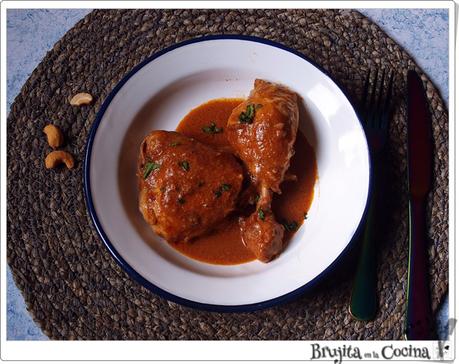 Pollo en salsa de anacardos Pollo en salsa de anacardos