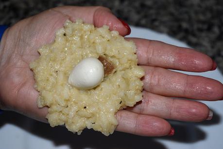 Croquetas de risotto de boletus rellenas de mozzarella