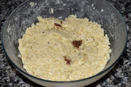 Croquetas de risotto de boletus rellenas de mozzarella