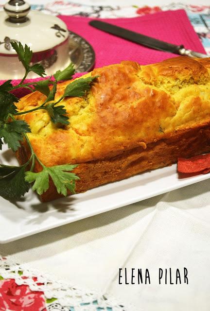 Cake de salmón marinado y queso fresco