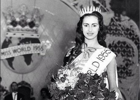 Origen de la arepa venezolana Reina Pepiada