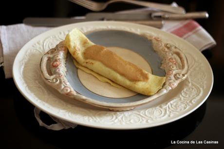 Frixuelos o Crêpes rellenos de Carne de Centollo y Ñocla y su Salsa Frixuelos o Crêpes rellenos de Carne de Centollo y Ñocla y su Salsa