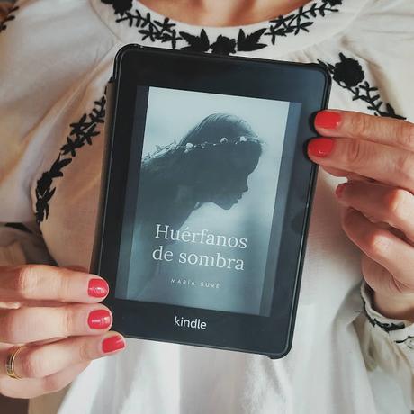 HUÉRFANOS DE SOMBRA - María Suré HUÉRFANOS DE SOMBRA - María Suré