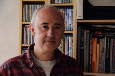 Intercambio de palabras con Juan Velarde Intercambio de palabras con Juan Velarde