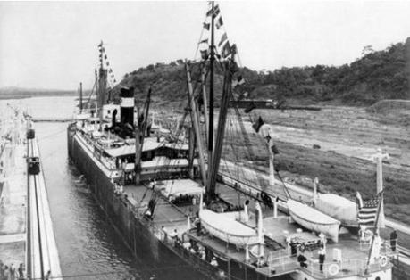 LOS MEDIOS DE TRANSPORTE EN LA SEGUNDA FASE DE LA REVOLUCIÓN INDUSTRIAL (III): LA CONSTRUCCIÓN DE LOS CANALES DE SUEZ Y PANAMÁ