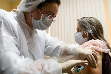 Elecciones 2021: JP proyecta tener vacunada a toda la población en 2022