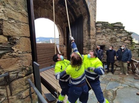 Terminan las obras de restauración del acceso al Castillo de los Templarios de Ponferrada con la recuperación del puente levadizo 3