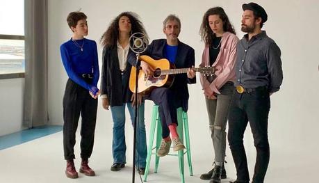 Xoel López estrena el videoclip de ‘La espina de la flor en tu costado’ Nuevo vídeo de Xoel López