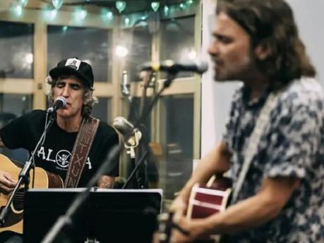 Mikel Erentxun y Quique González, juntos por primera vez