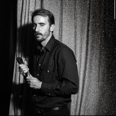 Nuevo single de Pablo Und Destruktion: “El salto de Charly García” humo2