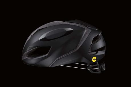 ¿Ya conoces el increíble casco Oakley ARO 5?