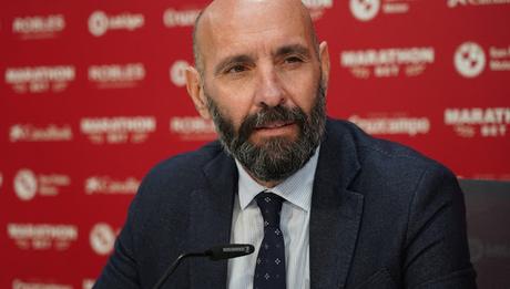 El Sevilla FC tiene deberes: Varios contratos de jugadores, cerca de cumplirse