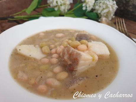 Pochas con bacalao en salsa verde