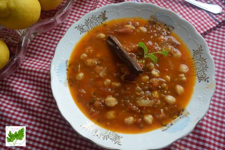 Sopa de Legumbres Especiada