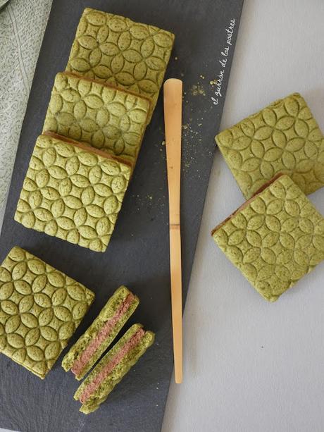 Galletas Marcadas de Té Matcha rellenas