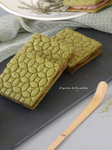 Galletas Marcadas de Té Matcha rellenas