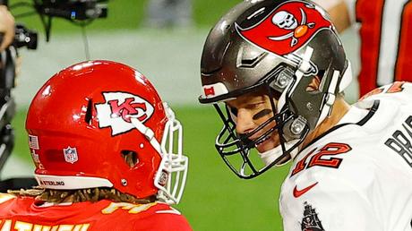 Tom Brady se disculpó con Tyrann Mathieu por altercado en el Super Bowl