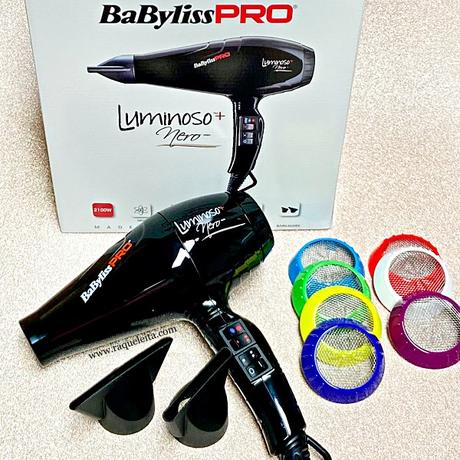Consigue un Acabado Profesional en tus Styling con el Secador BaByliss PRO Luminoso+ bodegon-babyliss-pro-luminoso
