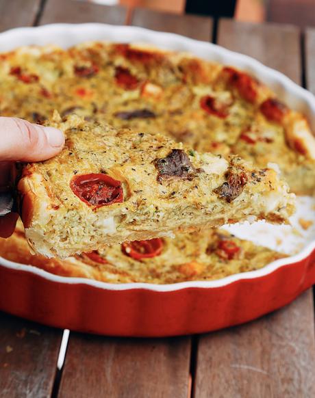 QUICHÉ DE SETAS CON CEBOLLA CARAMELIZADA QUICHÉ DE SETAS CON CEBOLLA CARAMELIZADA