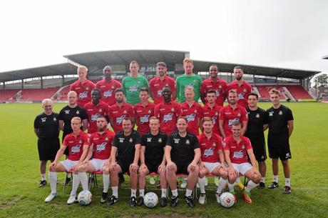 Actor Ryan Reynolds compró un equipo de fútbol en Gales