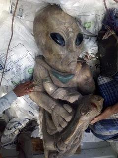 Figuras antiguas extraterrestres… falsas
