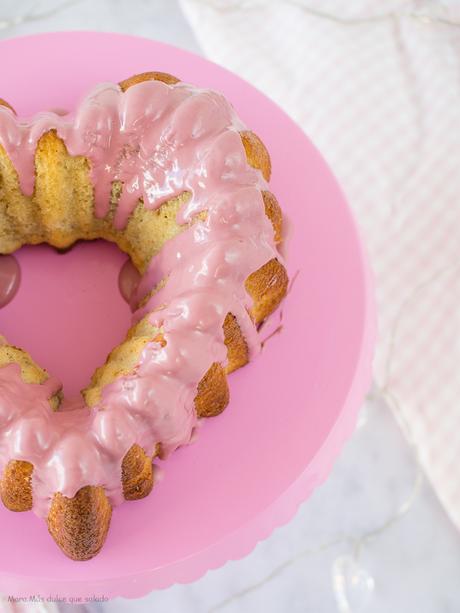 Bizcocho de chocolate blanco y Ruby