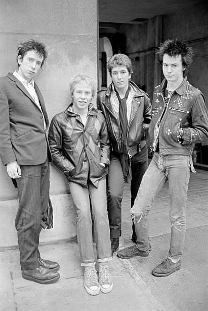 Efemérides del Rock y Heavy Metal: Que pasó un 12 de Febrero Efemérides del Rock y Heavy Metal: Que pasó un 12 de Febrero