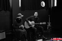 Una guapa y un gualtrapa