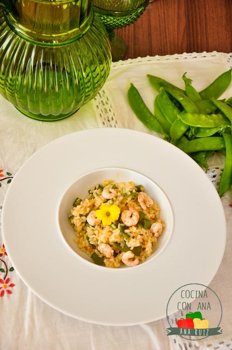 ARROZ CON TIRABEQUES Y GAMBAS