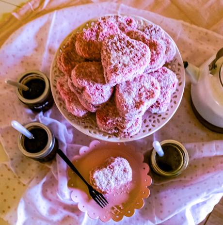 Strtawberry Lamingtons for lovers Strtawberry Lamingtons for lovers