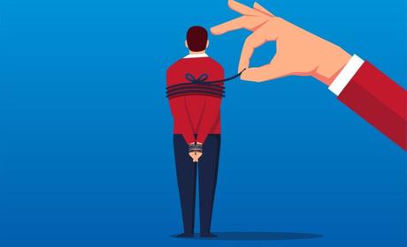 Quien no puede controlarse a sí mismo, tendrá que obedecer, según Nietzsche