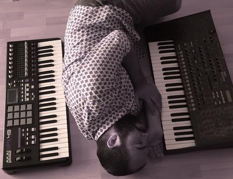 LEMONILLE PRESENTA LEMONILLE PRESENTA