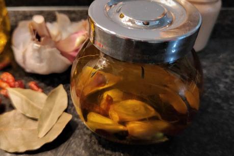 Aceite de oliva infusionado