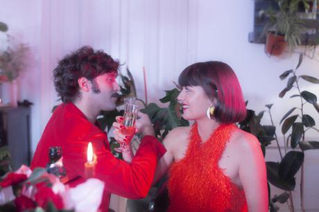 cantautora Chlöe's Clue presenta brindo cielo