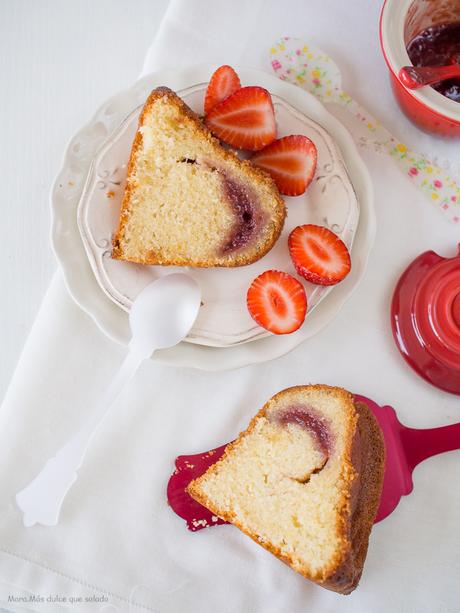 Bundt Cake de fresas y naranja Bundt Cake de fresas y naranja