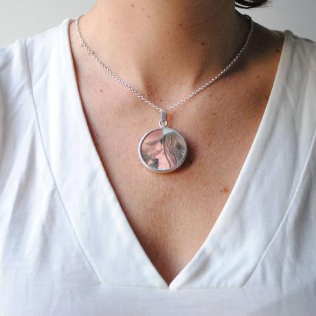 DESCUBRIMIENTOS; RETRATOS EN MINIATURA.- DESCUBRIMIENTOS; RETRATOS EN MINIATURA.-