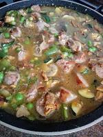 Arroz con salchichas y verduras