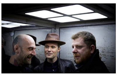 The Fratellis - Need a little love (2020)