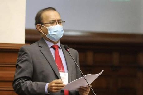 Congresista Otto Guibovich presidirá comisión que investigará vacunación irregular