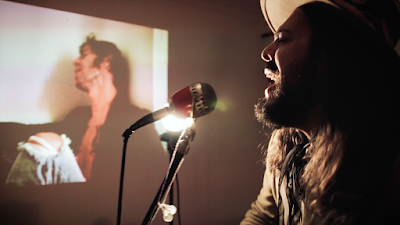 PABLO FUGITIVO: 'FUEGOS DE ARTIFICIO'