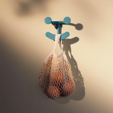 delikatissen scandinavian design productos de diseño hogar jaime hayon gancho perchero Happy Hook gancho perchero de diseño Fritz Hansen dk fritz hansen diseño simpático diseño nórdico diseño escandinavo diseño de colores diseño danés design kitchen hanger design hook design hanger design accesories danish design danish coat hanger coat hanger accesorios de diseño hogar  